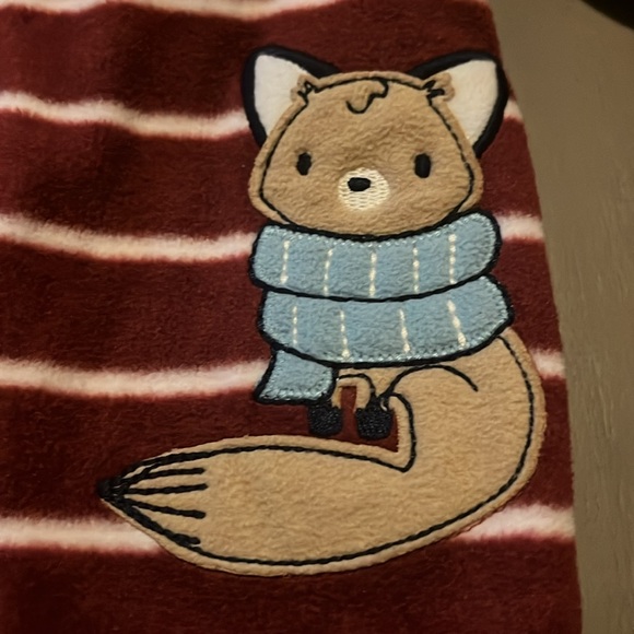 Carter’s Fleece footies, with fox, brand new, never worn - Picture 2 of 3